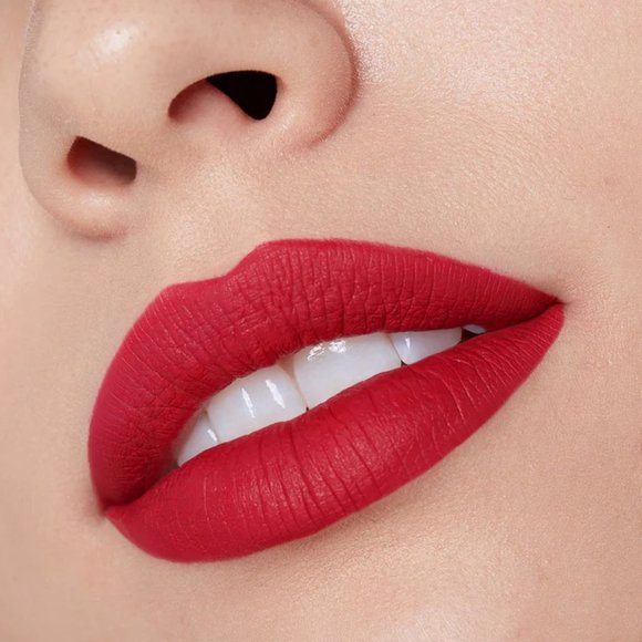 r.e.m beauty by Ariana Grande On Your Collar Liquid Lipstick | Diva | NEW MAKEUP - Picture 2 of 2